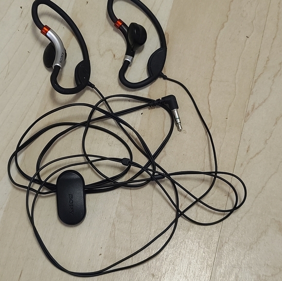 Sony wired Sports headphones - Picture 9 of 9
